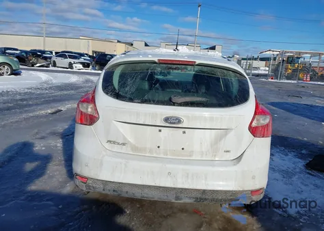 2013 Ford Focus Se из США, поврежденный, VIN 1FADP3K29DL174138